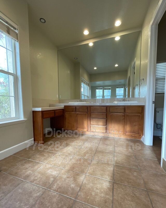 1850 Sun Shadow Ct Reno, NV 89523 property image