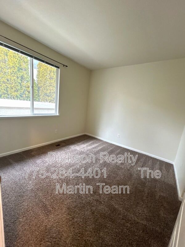 3084 Ten Mile Drive property image