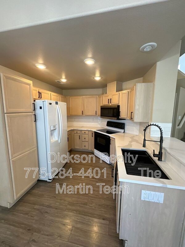 2159 Golden Eagle Court property image
