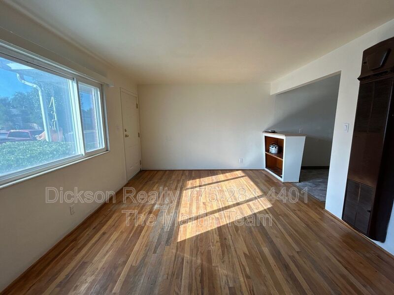 238 18th Street property image