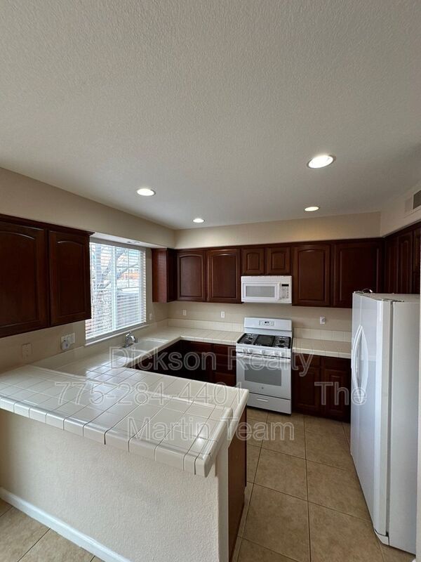 3994 Dominus Dr property image