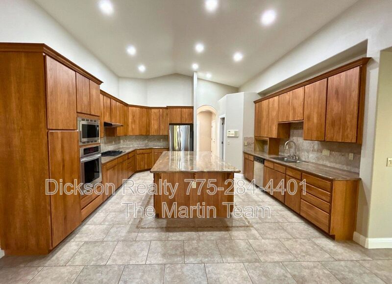 3140 Scarlet Oaks Court property image