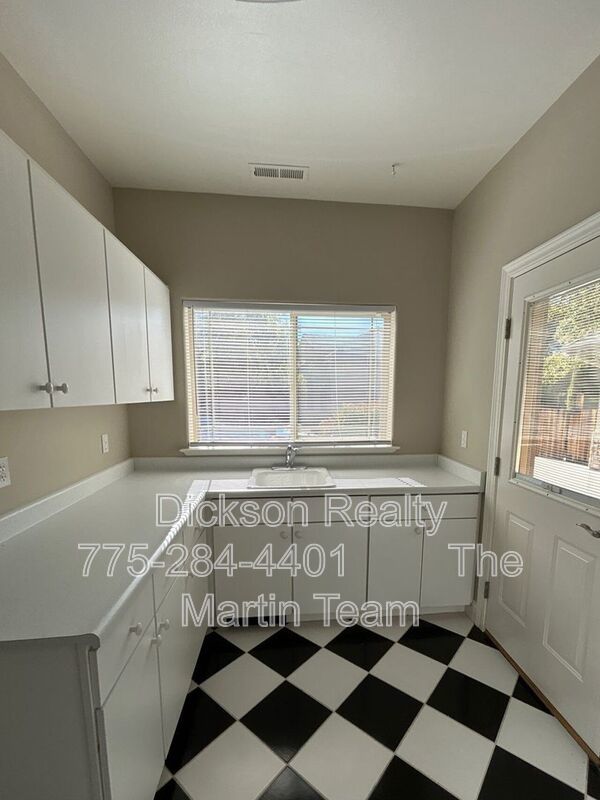 3140 Scarlet Oaks Court property image