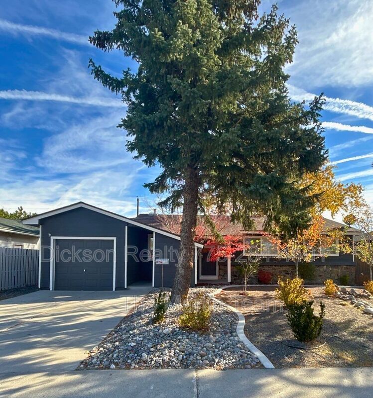 640 James Lane property image