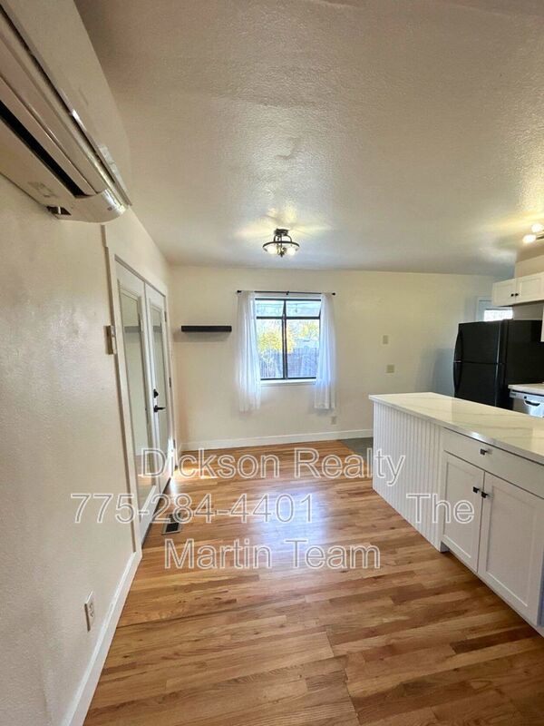 640 James Lane property image