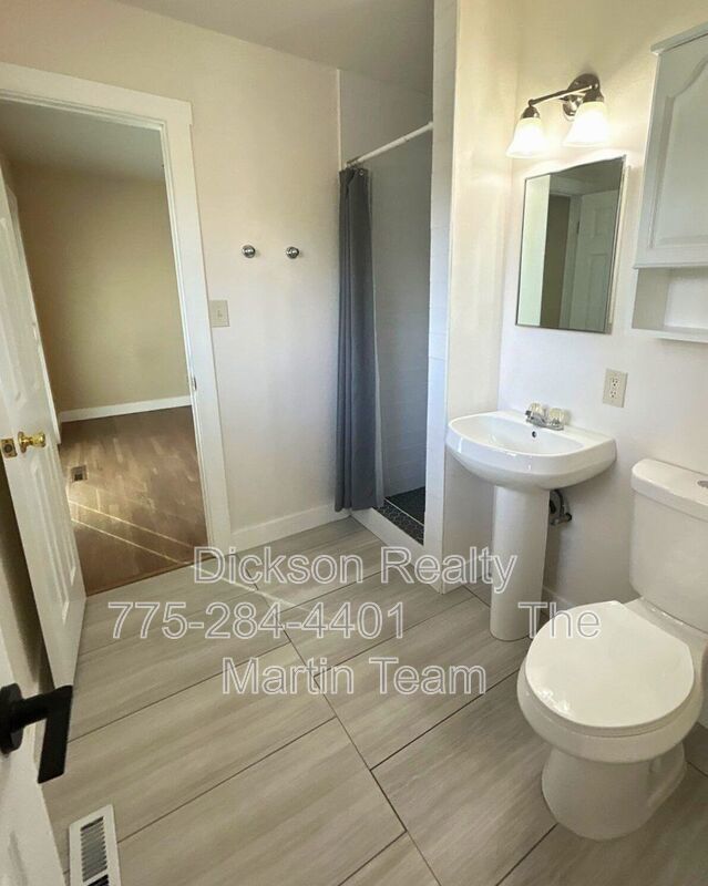 640 James Lane property image