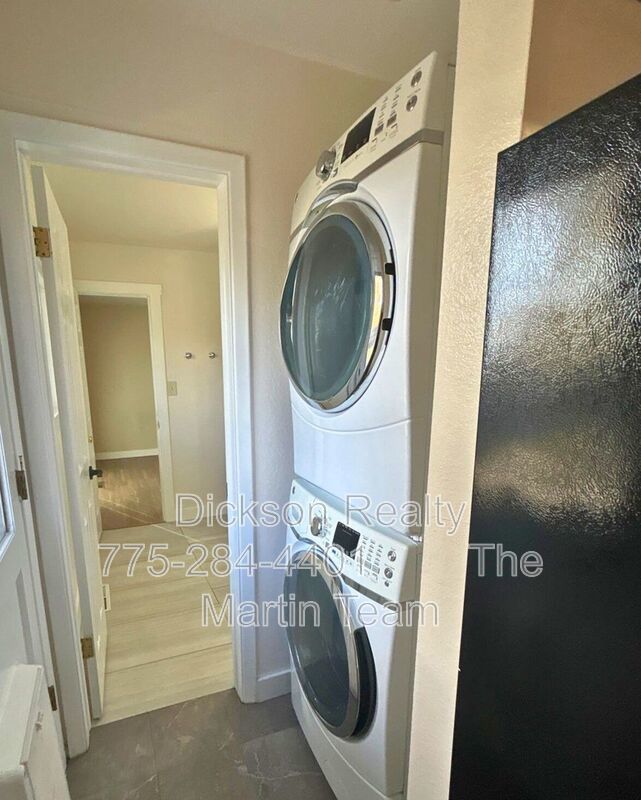 640 James Lane property image