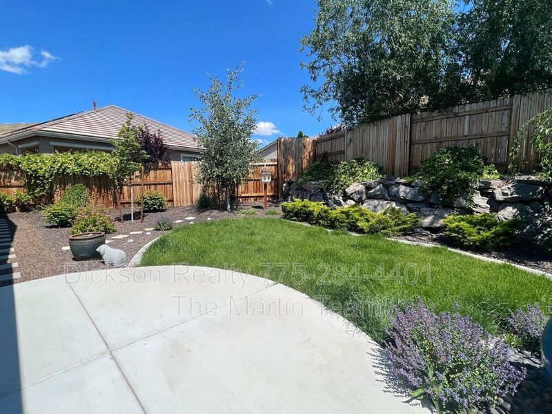 774 Sweet Briar Ln property image