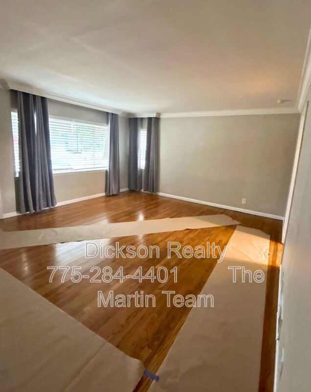 320 W Plumb Lane property image