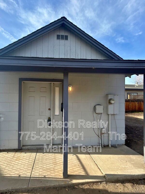 1058 1/2 G Street property image