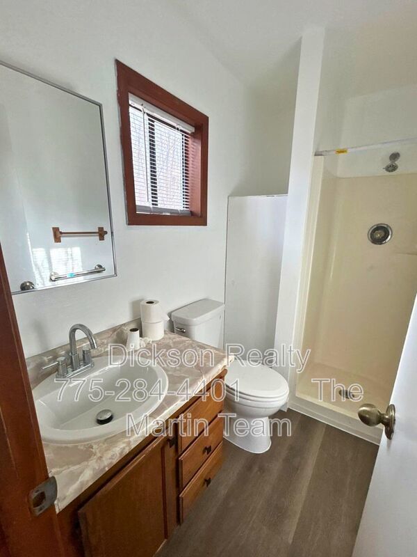 1058 1/2 G Street property image