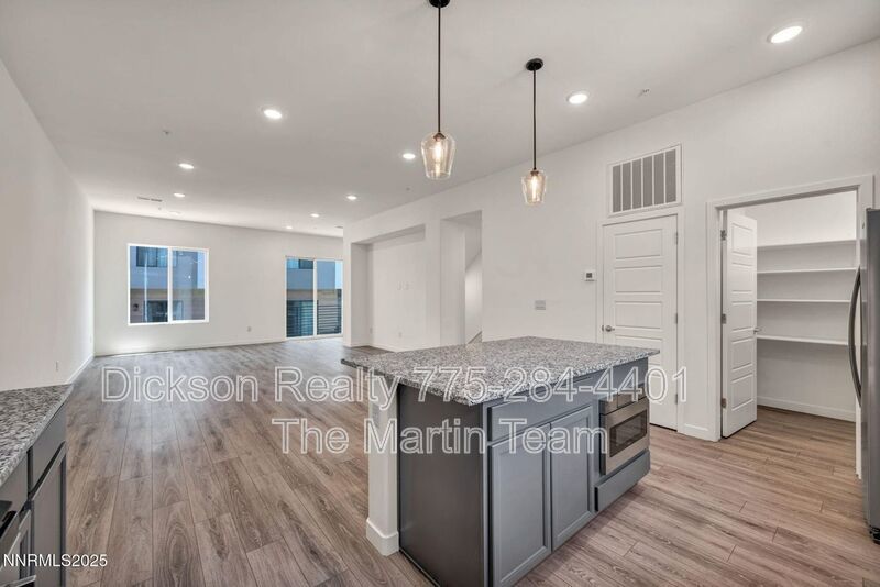 2566 River Hatchling Lane property image