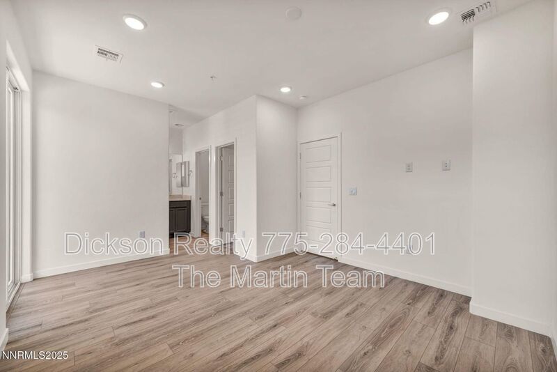 2566 River Hatchling Lane property image