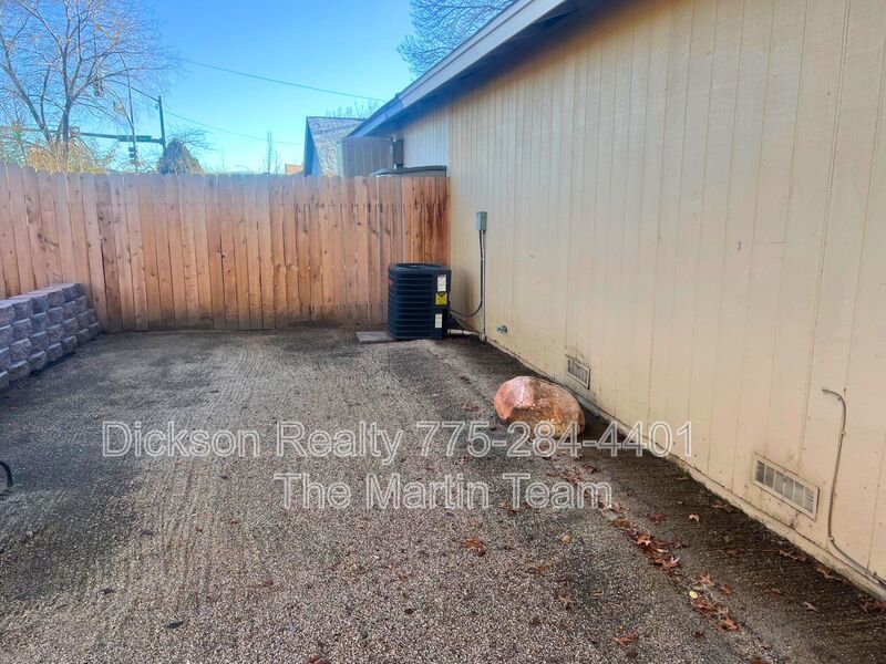 1995 Trainer Way property image