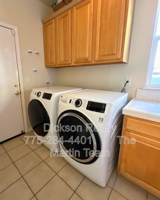 3084 Ten Mile Drive property image