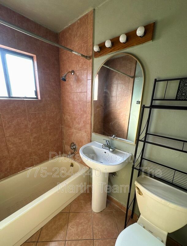 39 East K Street property image