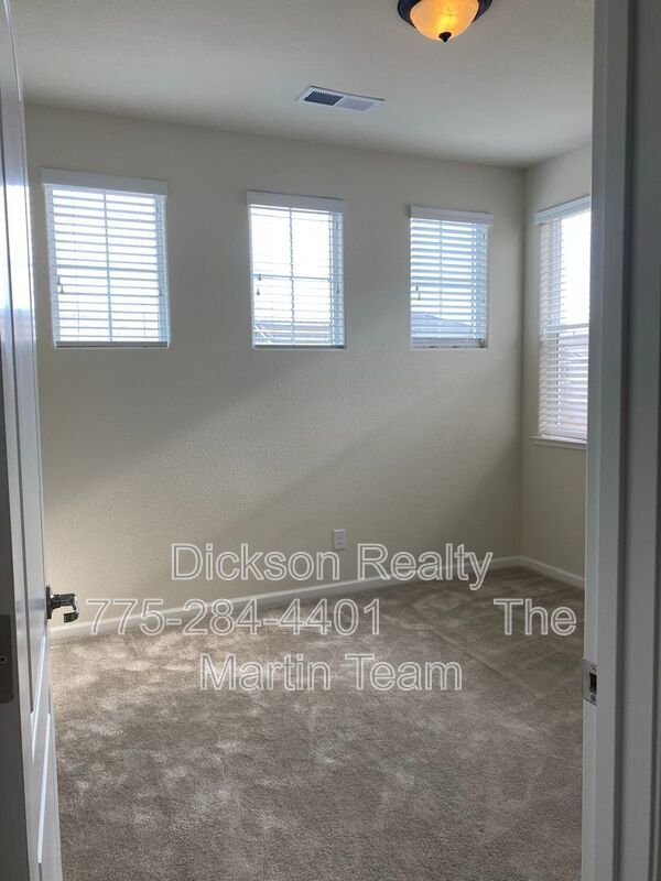 7038 Diversey property image