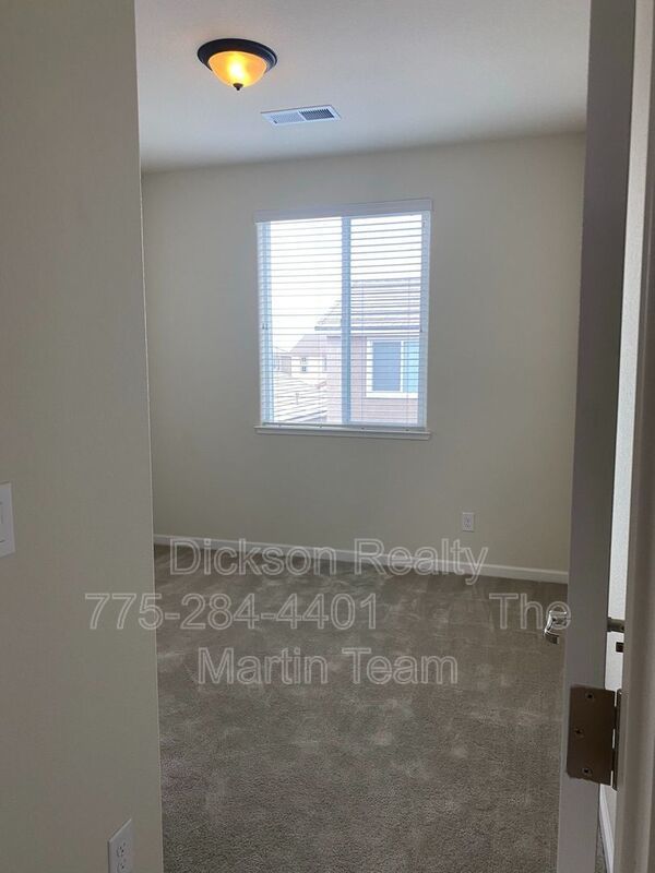 7038 Diversey property image