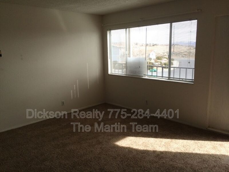 GREAT VIEWS - CLOSE TO UNR AND RANCHO SAN RAFAEL - ONE CAR GARAGE property image