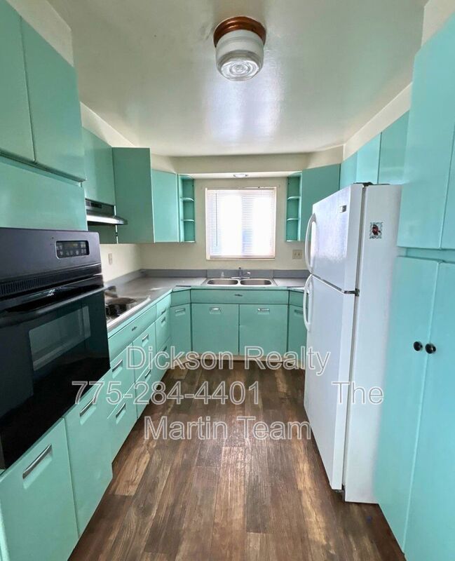 234 18th St property image