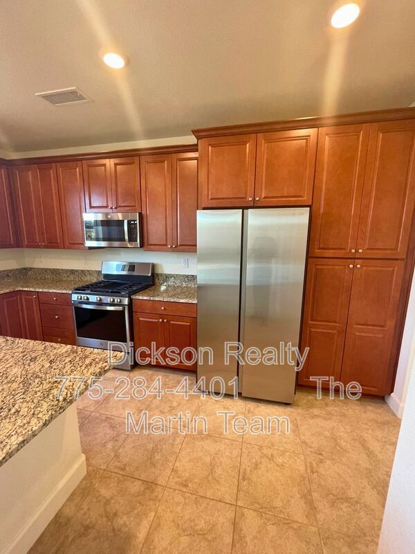 7255 Rutherford property image