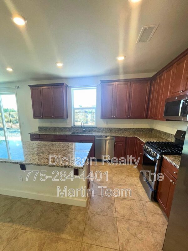 7255 Rutherford property image