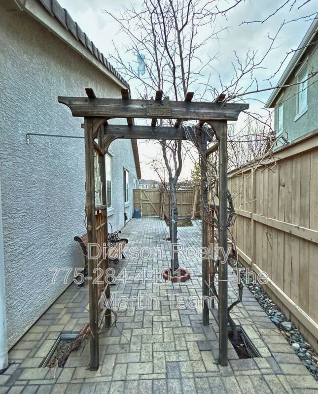 10691 Fire Poppy Circle Reno, NV 89521 property image