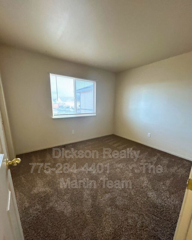 250 Emigrant property image