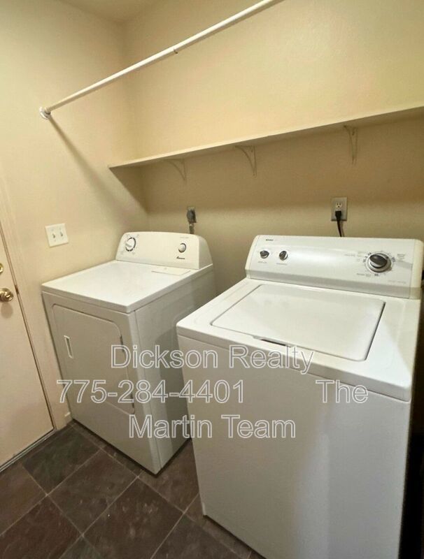 250 Emigrant property image