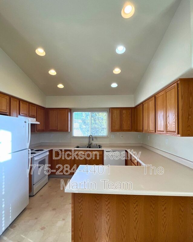 2275 Albatross Way property image