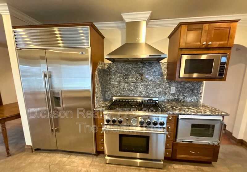 1010 Tyler Way property image