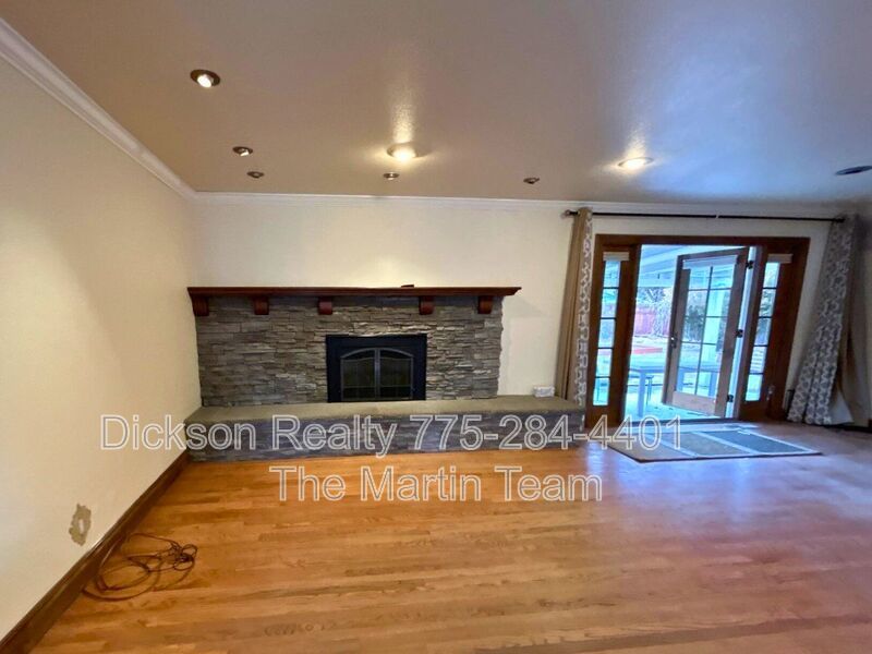 1010 Tyler Way property image