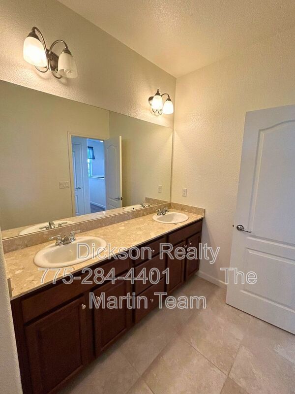 2248 Isabella Court property image