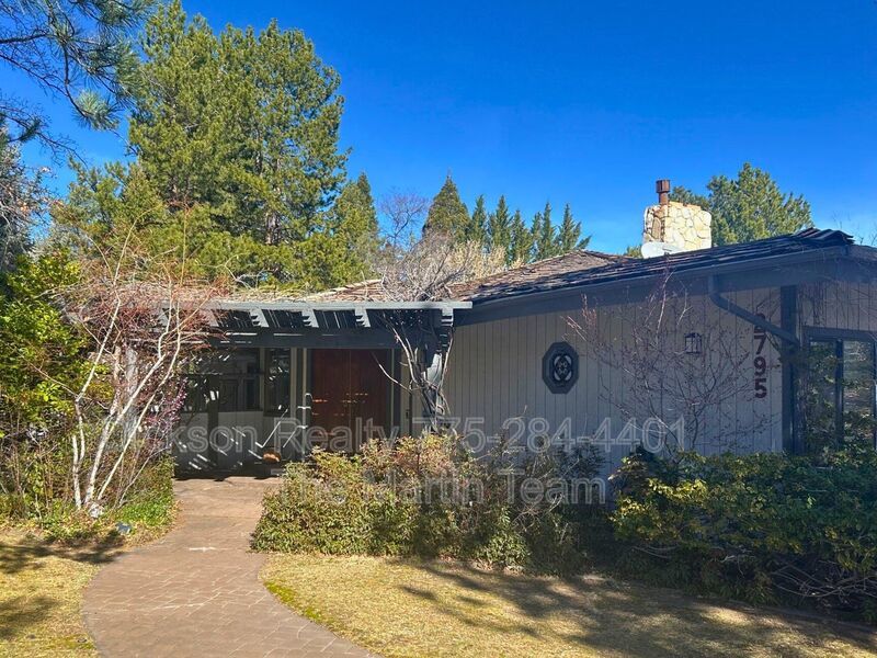 2795 Lake Ridge Shores W property image