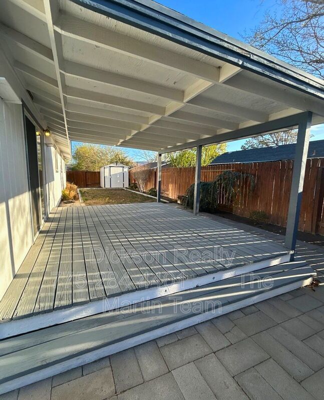 415 Sycamore Street property image