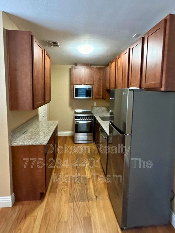 470 Sunshine Ln Reno, NV 89502 property image