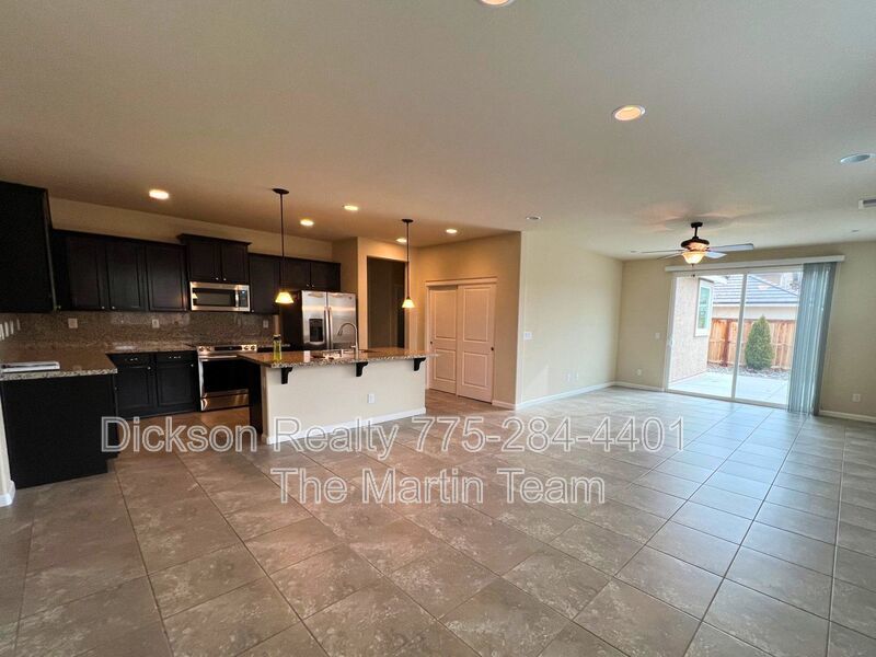 7075 Diversey Dr property image