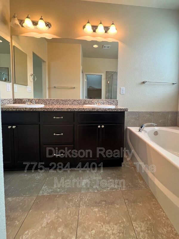 7075 Diversey Dr property image