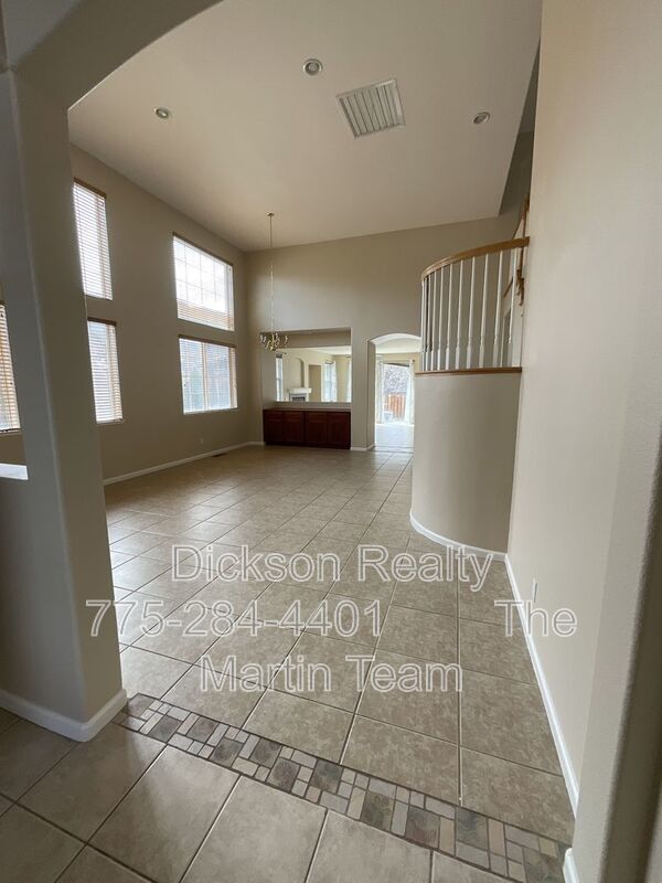 2847 Falcon Ridge Dr property image