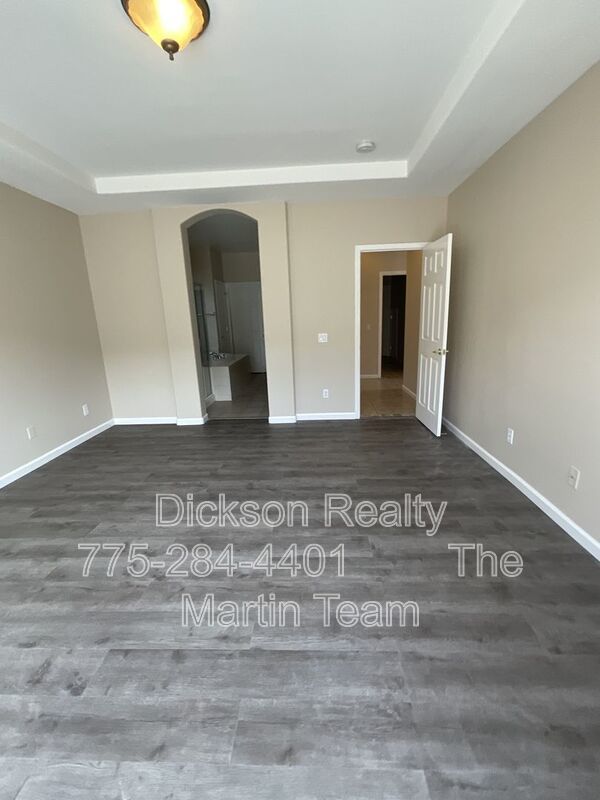 2847 Falcon Ridge Dr property image