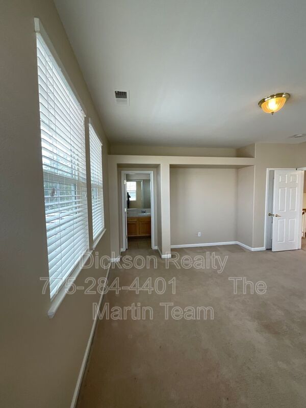 2847 Falcon Ridge Dr property image