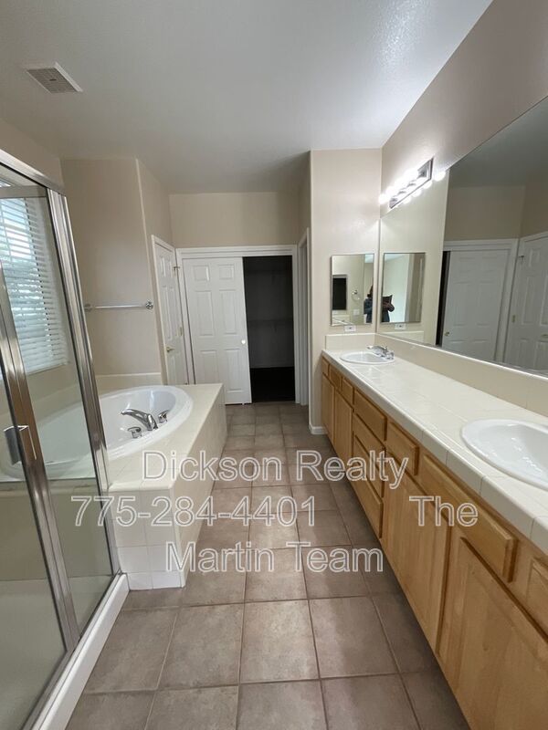 2847 Falcon Ridge Dr property image