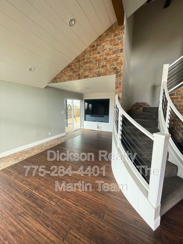 2205 Stowe Dr property image