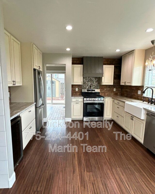 2205 Stowe Dr property image
