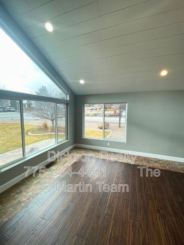 2205 Stowe Dr property image