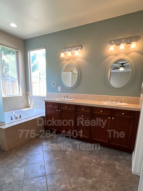 6242 Ten Mile Court property image
