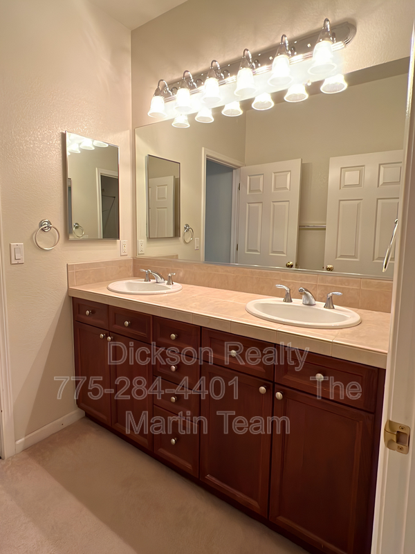 6242 Ten Mile Court property image