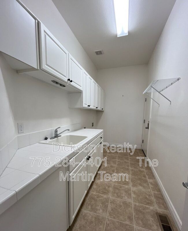 2810 Halo Drive property image