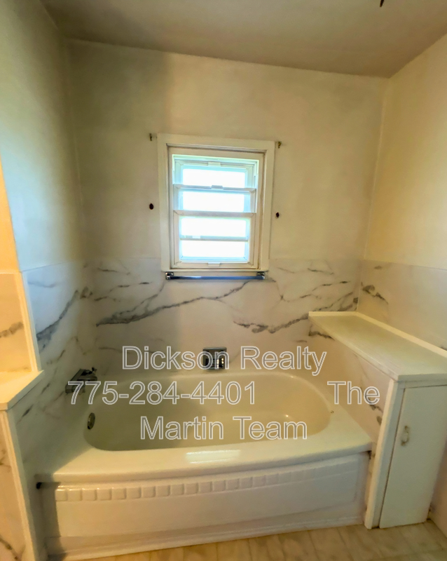 1052 20th Street property image