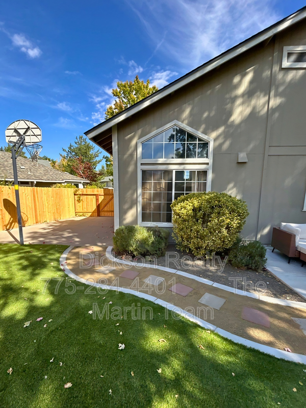 6326 Blue Lakes Court property image